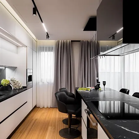 Beautiful Penthouse 4 Near Beach * Varna